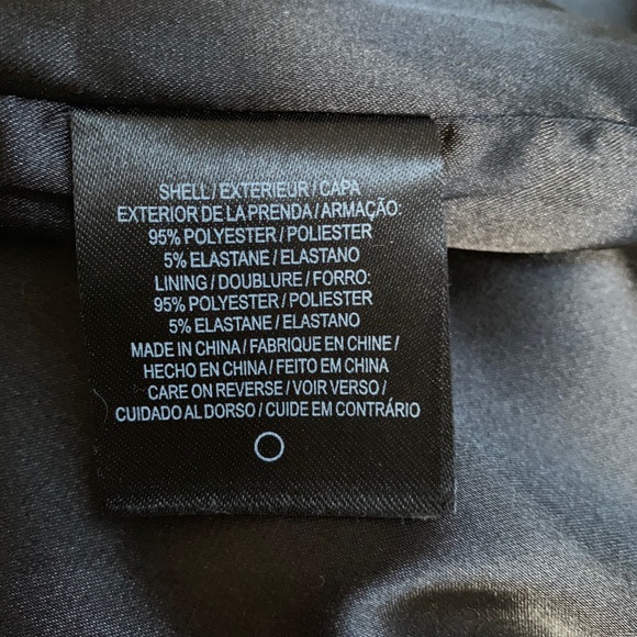 Tahari abstract print dress - Picture 6 of 6